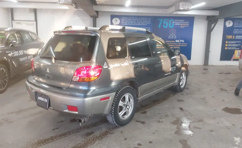 Mitsubishi Outlander 2004 года за 4 000 000 тг. в Астана фото 3