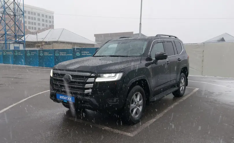 Toyota Land Cruiser 2022 года за 60 000 000 тг. в Шымкент
