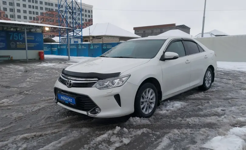 Toyota Camry 2017 года за 11 000 000 тг. в Шымкент