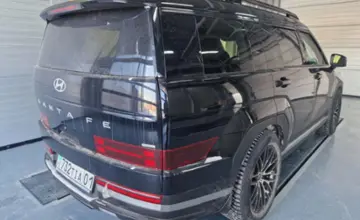 Hyundai Santa Fe 2023 года за 19 500 000 тг. в Астана