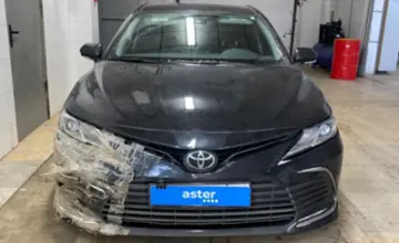 Toyota Camry 2023 года за 13 700 000 тг. в Актобе фото 2