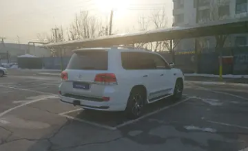 Toyota Land Cruiser 2021 года за 40 000 000 тг. в Алматы фото 3