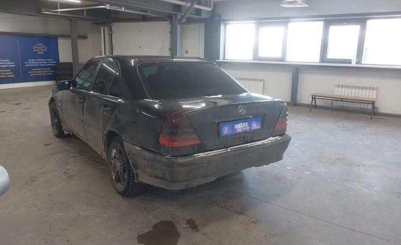Mercedes-Benz C-Класс 1999 года за 1 500 000 тг. в Астана фото 4