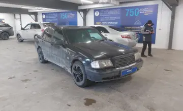 Mercedes-Benz C-Класс 1999 года за 1 500 000 тг. в Астана фото 2