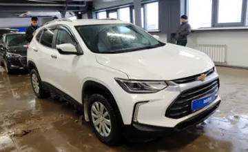 Chevrolet Tracker 2022 года за 8 900 000 тг. в Астана фото 2