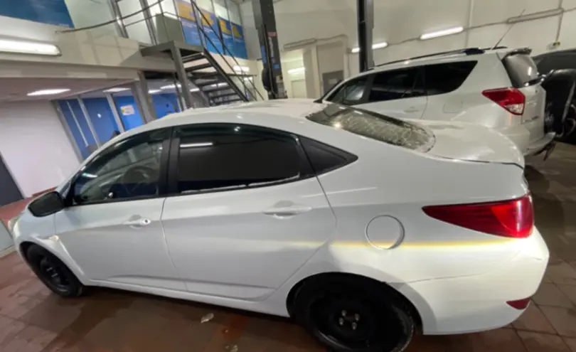 Hyundai Accent 2015 года за 4 000 000 тг. в Астана