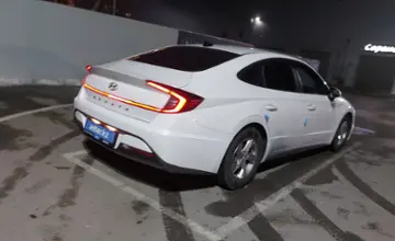 Hyundai Sonata 2019 года за 10 500 000 тг. в Шымкент фото 3