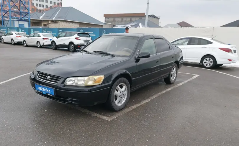 Toyota Camry 2000 года за 3 500 000 тг. в Шымкент