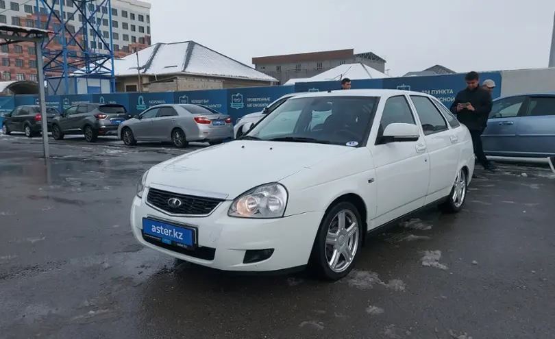 LADA (ВАЗ) Priora 2014 года за 3 000 000 тг. в Шымкент