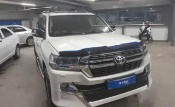Toyota Land Cruiser 2013 года за 20 000 000 тг. в Астана фото 2