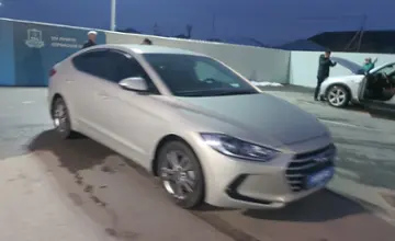 Hyundai Elantra 2018 года за 7 500 000 тг. в Шымкент фото 2