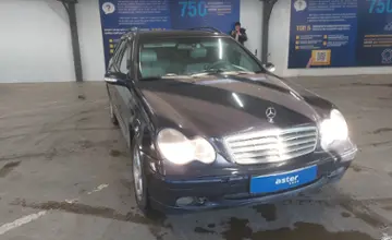Mercedes-Benz C-Класс 2002 года за 3 000 000 тг. в Астана фото 2