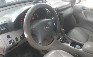 Mercedes-Benz C-Класс 2002 года за 3 000 000 тг. в Астана фото 5