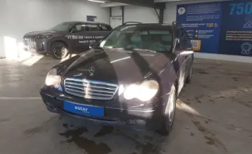Mercedes-Benz C-Класс 2002 года за 3 000 000 тг. в Астана фото 1