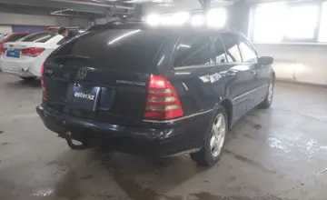 Mercedes-Benz C-Класс 2002 года за 3 000 000 тг. в Астана фото 4