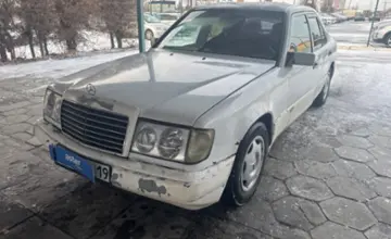 Mercedes-Benz W124 1986 года за 700 000 тг. в Талдыкорган фото 1