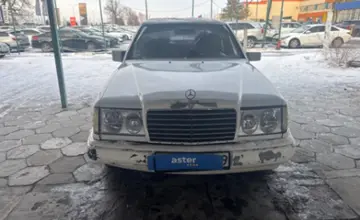 Mercedes-Benz W124 1986 года за 700 000 тг. в Талдыкорган фото 2