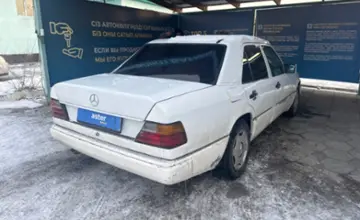 Mercedes-Benz W124 1986 года за 700 000 тг. в Талдыкорган