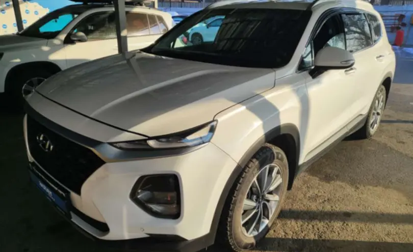 Hyundai Santa Fe 2019 года за 12 000 000 тг. в Алматы