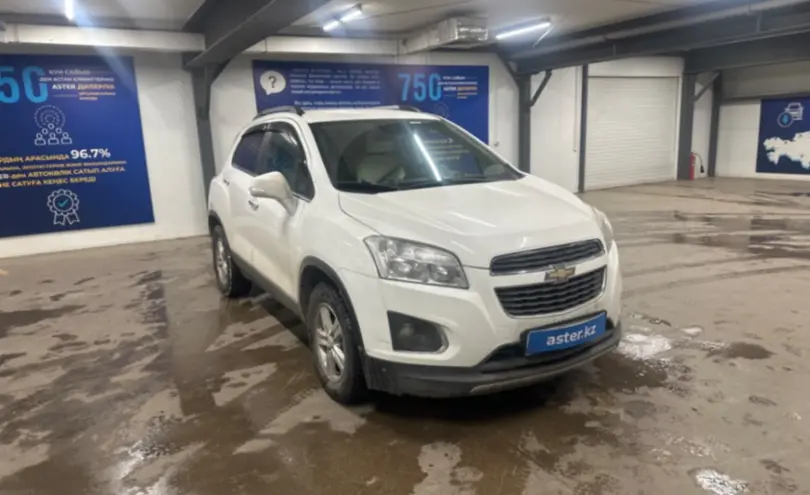 Chevrolet Tracker 2015 года за 7 000 000 тг. в Астана фото 3