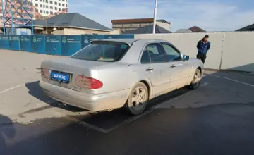 Mercedes-Benz E-Класс 1995 года за 2 000 000 тг. в Шымкент фото 3