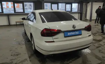 Volkswagen Passat 2017 года за 7 500 000 тг. в Астана фото 4