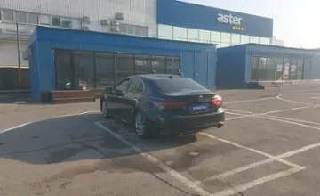 Toyota Camry 2019 года за 13 000 000 тг. в Алматы фото 4