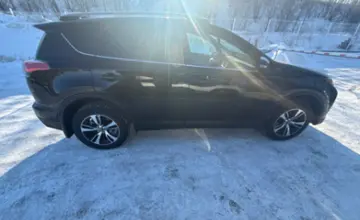 Toyota RAV4 2017 года за 11 500 000 тг. в Усть-Каменогорск фото 4
