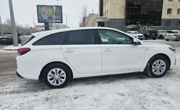 Hyundai i30 2022 года за 8 000 000 тг. в Астана фото 3