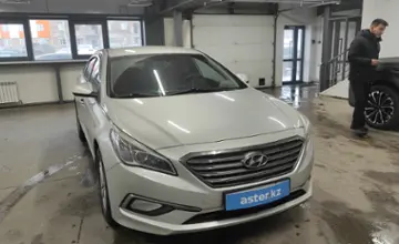 Hyundai Sonata 2015 года за 8 500 000 тг. в Астана фото 2
