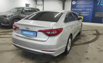 Hyundai Sonata 2015 года за 8 500 000 тг. в Астана фото 3