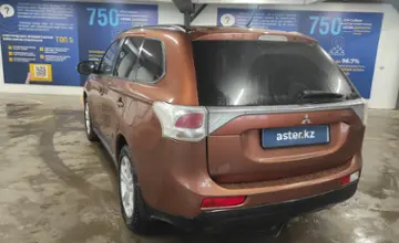 Mitsubishi Outlander 2012 года за 8 000 000 тг. в Астана фото 4