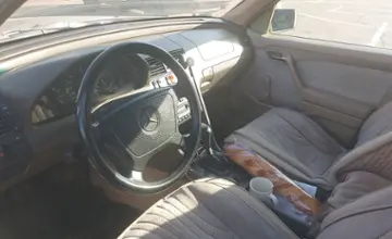 Mercedes-Benz C-Класс 1995 года за 2 500 000 тг. в Алматы фото 5