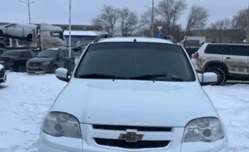 Chevrolet Niva 2014 года за 2 500 000 тг. в Уральск фото 2