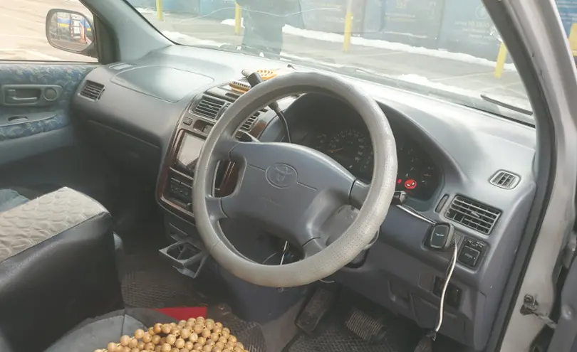 Toyota Ipsum 1996 года за 2 500 000 тг. в Алматы фото 5
