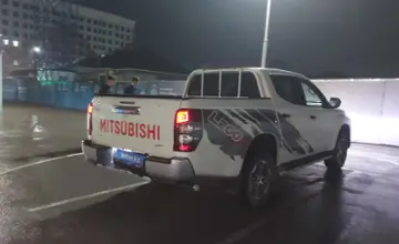 Mitsubishi L200 2021 года за 11 000 000 тг. в Шымкент фото 3