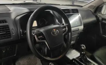 Toyota Land Cruiser Prado 2017 года за 21 000 000 тг. в Астана фото 5