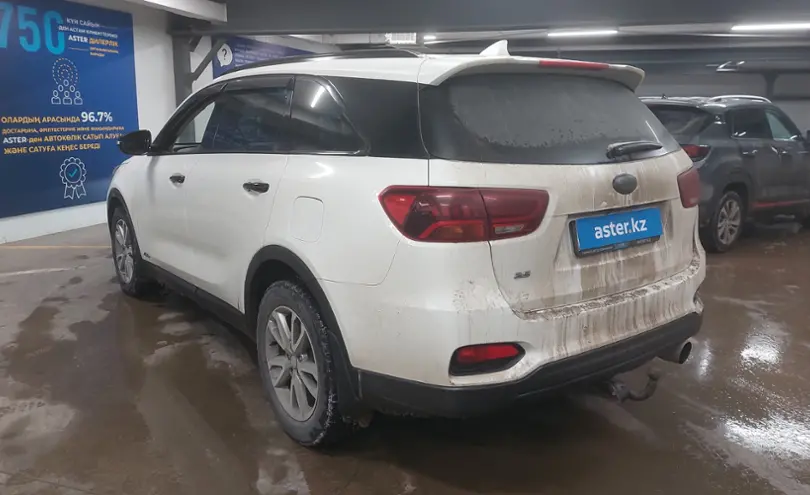 Kia Sorento 2018 года за 11 500 000 тг. в Астана фото 4