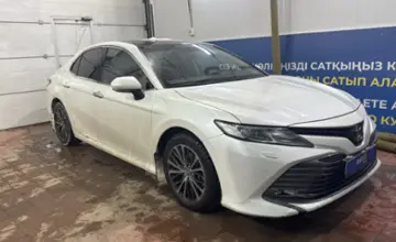 Toyota Camry 2018 года за 12 000 000 тг. в Астана фото 3