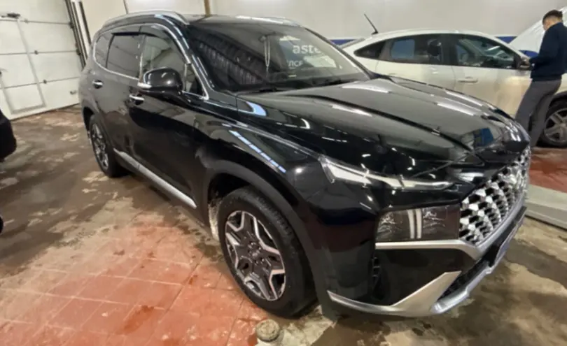 Hyundai Santa Fe 2023 года за 15 500 000 тг. в Астана фото 3