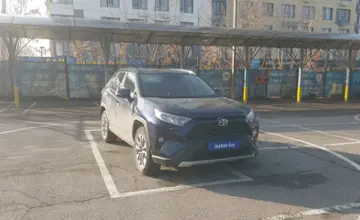 Toyota RAV4 2021 года за 16 500 000 тг. в Алматы фото 2