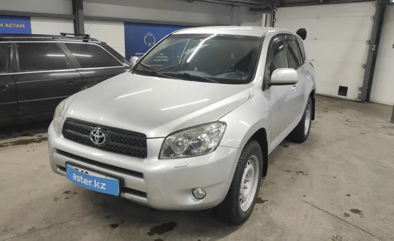 Toyota RAV4 2006 года за 5 500 000 тг. в Астана