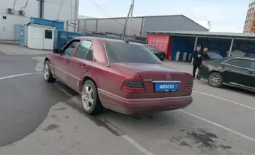 Mercedes-Benz E-Класс 1995 года за 1 300 000 тг. в Шымкент фото 4