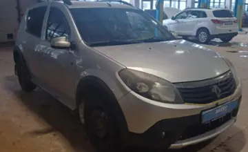 Renault Sandero 2013 года за 4 100 000 тг. в Караганда фото 3