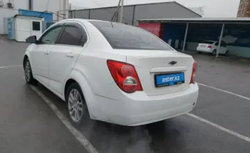Chevrolet Aveo 2014 года за 3 500 000 тг. в Шымкент фото 4