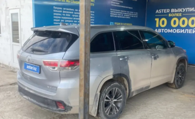 Toyota Highlander 2016 года за 17 000 000 тг. в Актау фото 5