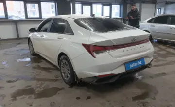 Hyundai Elantra 2021 года за 8 500 000 тг. в Астана фото 4