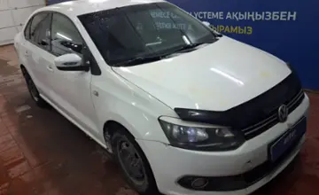 Volkswagen Polo 2013 года за 2 700 000 тг. в Астана фото 3