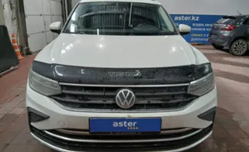 Volkswagen Tiguan 2021 года за 11 000 000 тг. в Астана фото 2