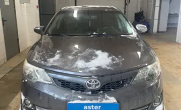 Toyota Camry 2014 года за 9 000 000 тг. в Актобе фото 2